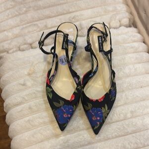 Nine West Black Heels with Elegant Design